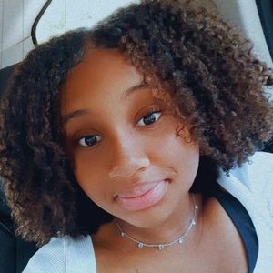 Meet your Posher, Teneka